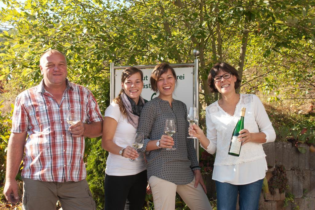 Weingut-Brennerei-Gaestehaus Emil Dauns 瑞尔 外观 照片